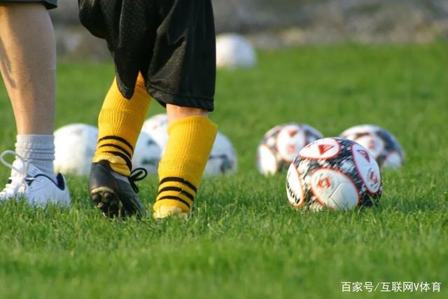 巴黎圣日耳曼正式引入维拉后卫迪涅，转会费达700万欧元